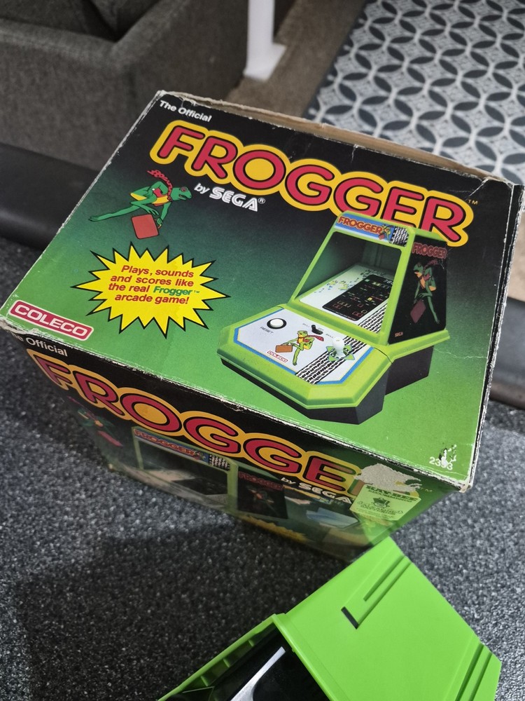 1982 FROGGER COLECO Tabletop Arcade Game ALL ORIGINAL BOX MANUAL WORKING