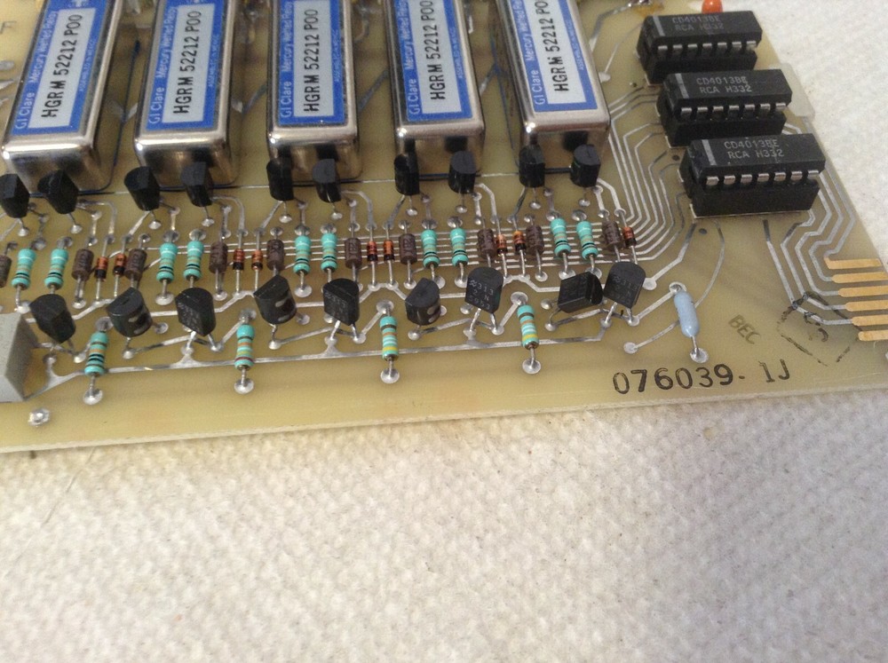 Bonton 076034-1J Board 566525F