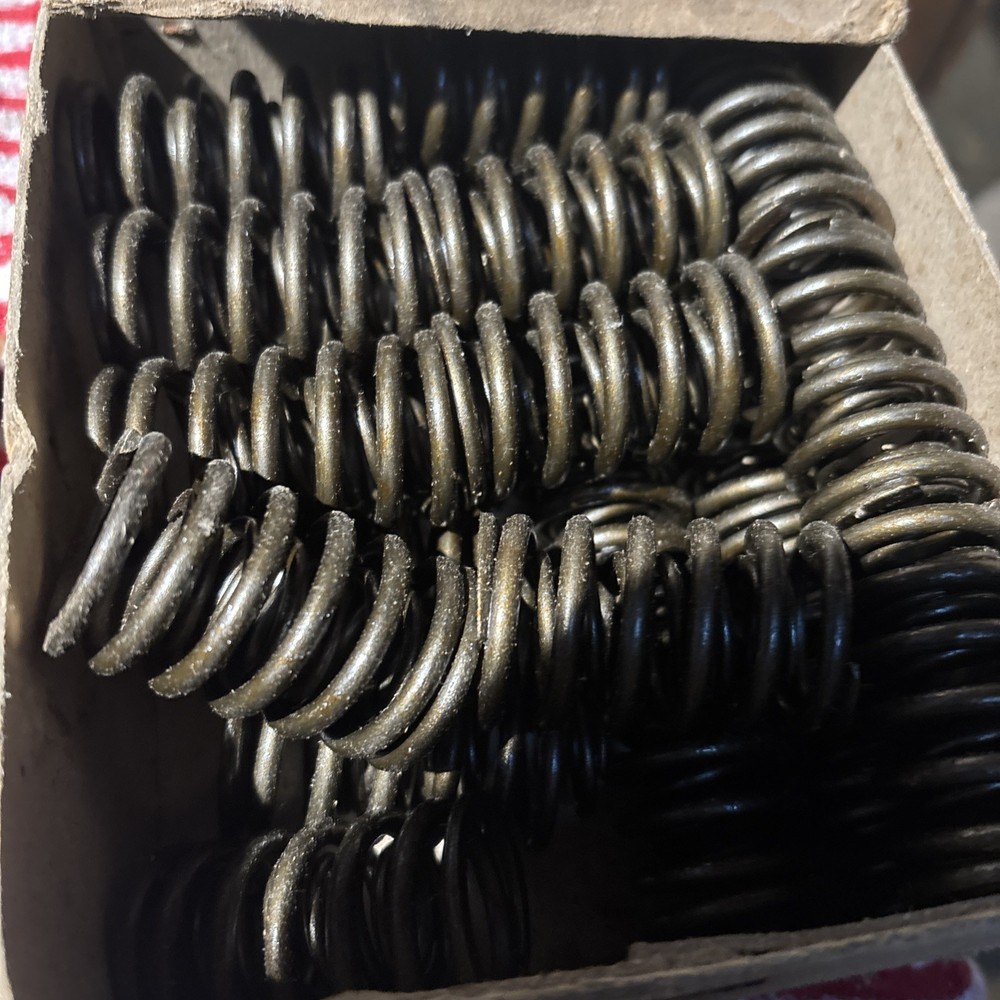 Honda Cb72 nos Valve Springs