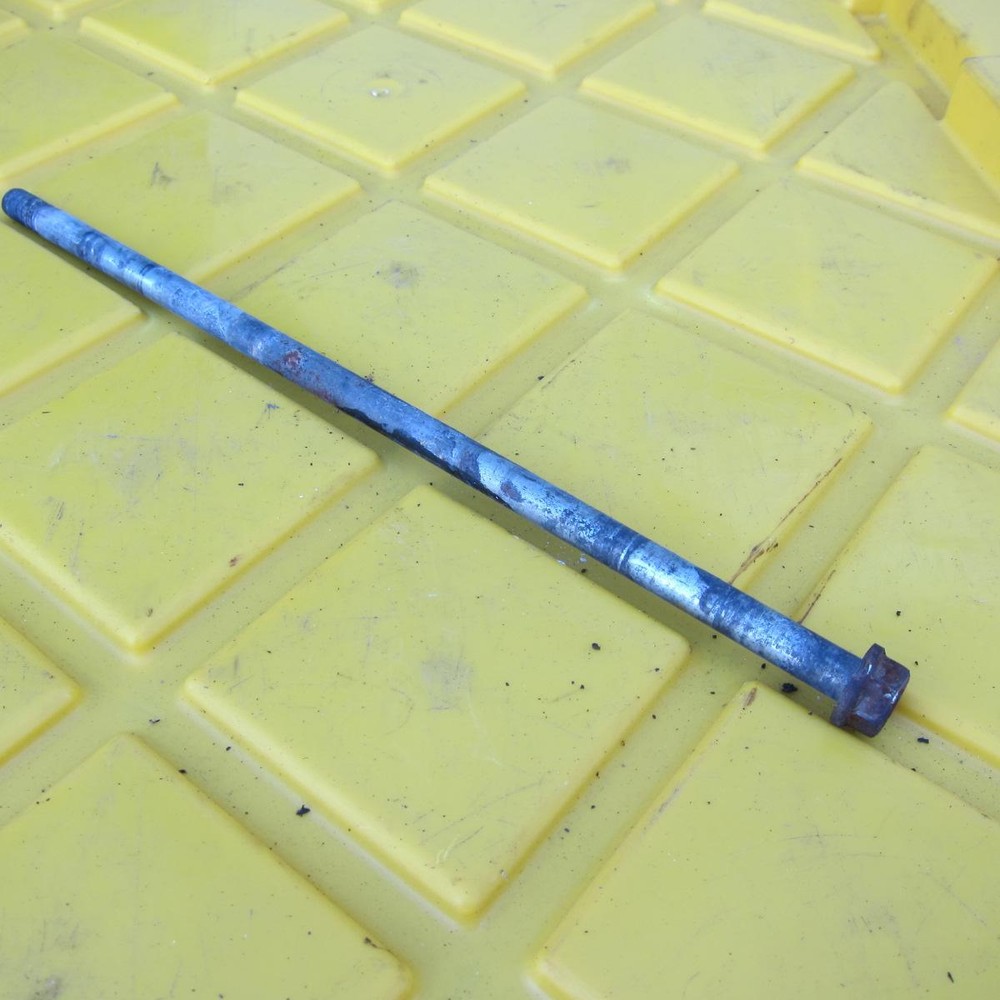 1981 Honda CB 750 C Custom OEM ENGINE MOUNTING BOLT HARDWARE MOTOR SCREW