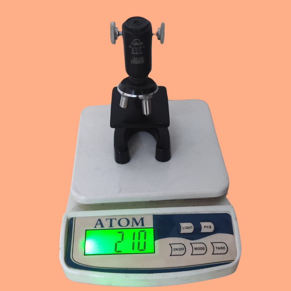 Vintage EIKOW Microscope / Classroom Student Science Equipment 500X No M0110