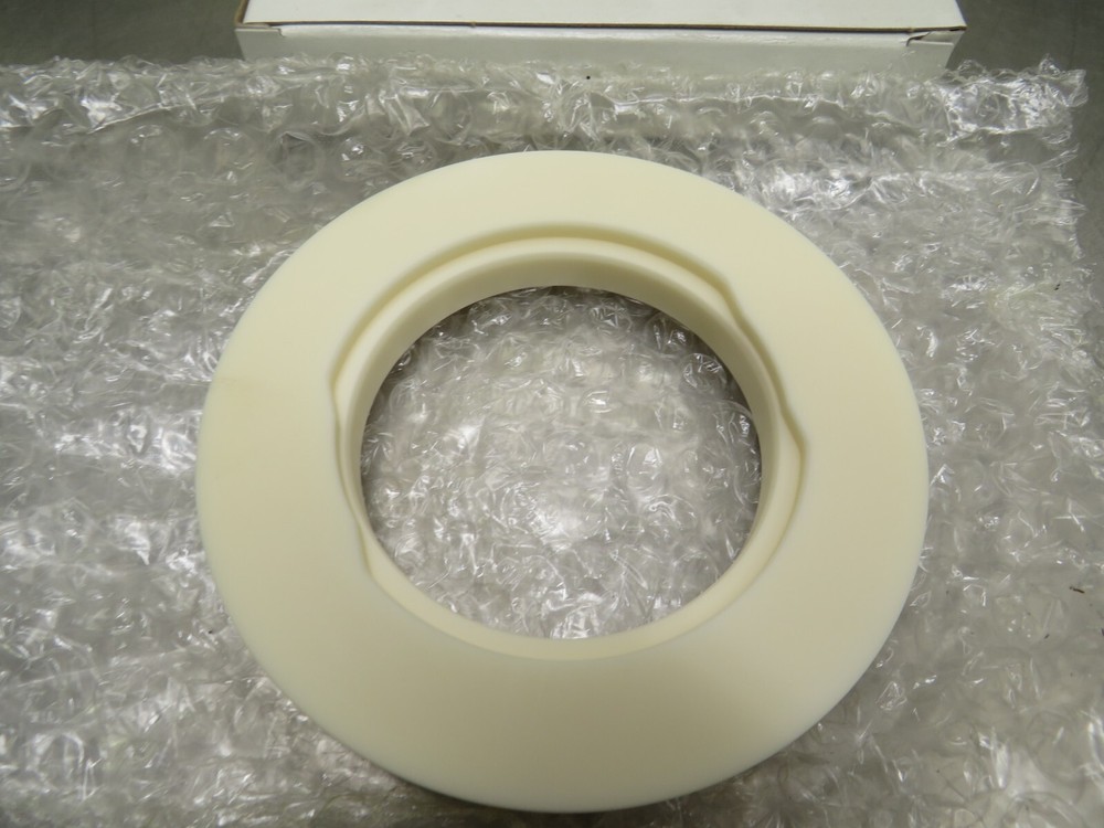 SPX 101676 Seal Seat 220U2 Ceramic