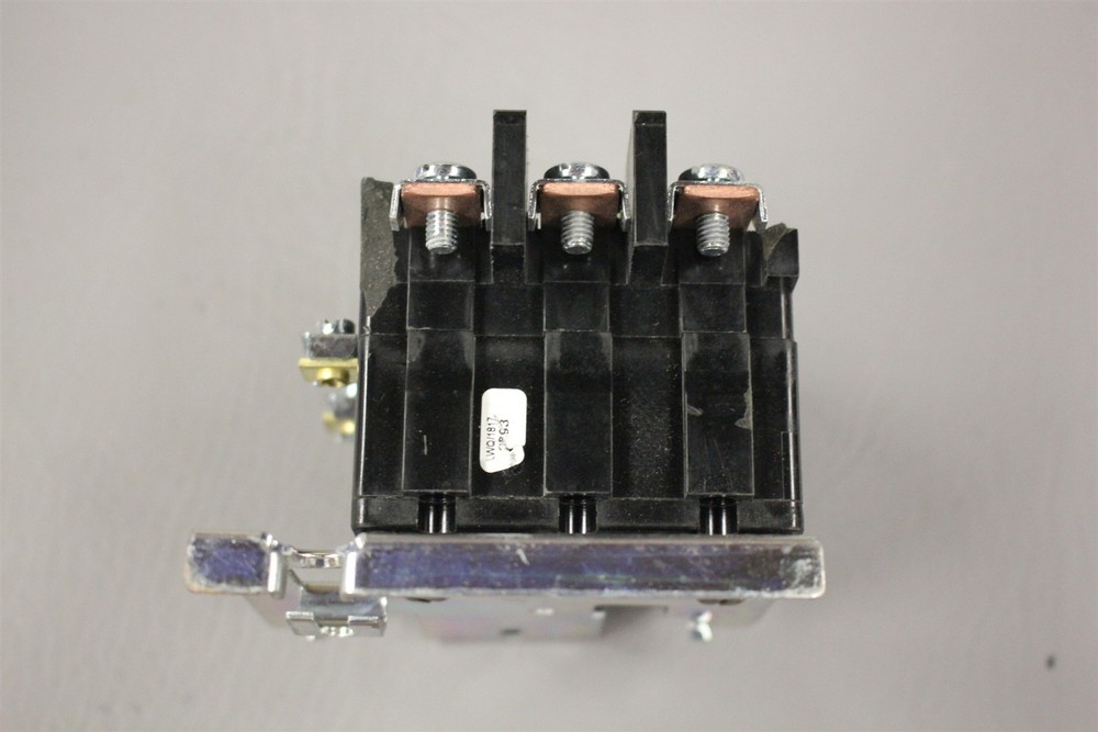 SIEMENS OVERLOAD RELAY 48DC38AA3