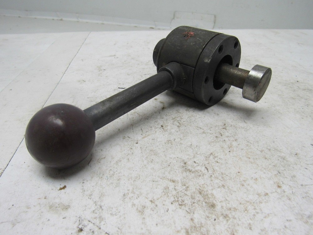 Kipp "Actima" Clamping Device W/Through Hole