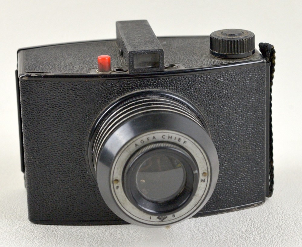 Vintage Agfa Ansco Chief Box Camera