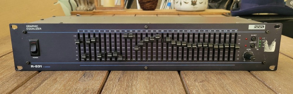 DOD Graphic Equalizer R-831 C Series