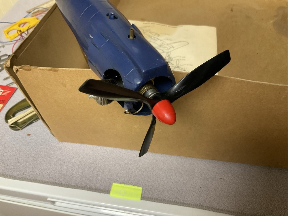 COX Corsair F2G1Control Line .049 Engine In Box Used Untested