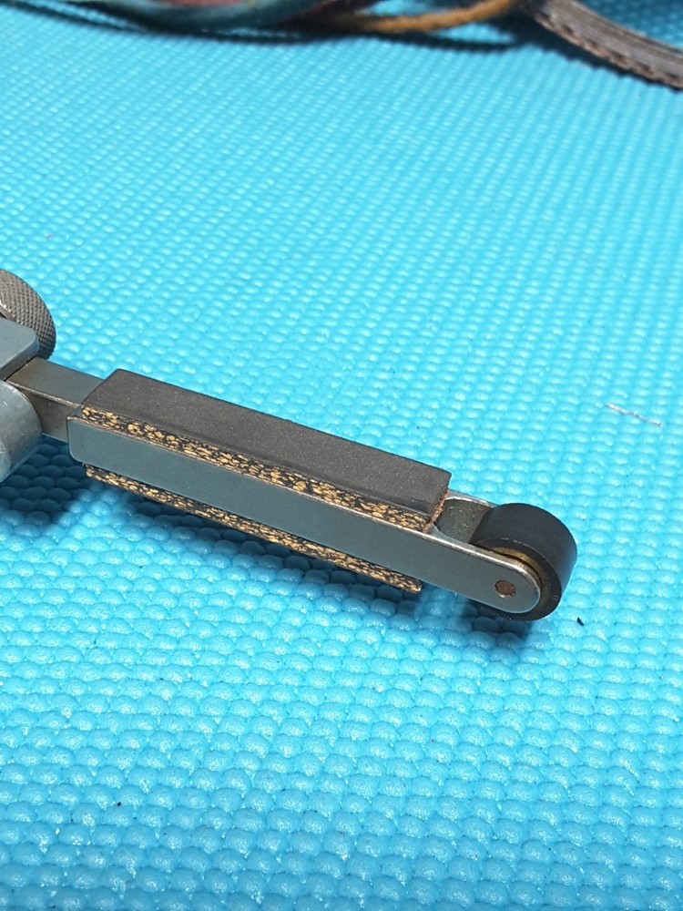 Dynabrade Dynafile Belt Sander.