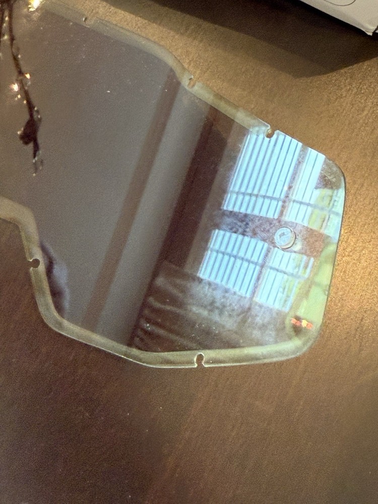 100% Cylindrical Shield Lens