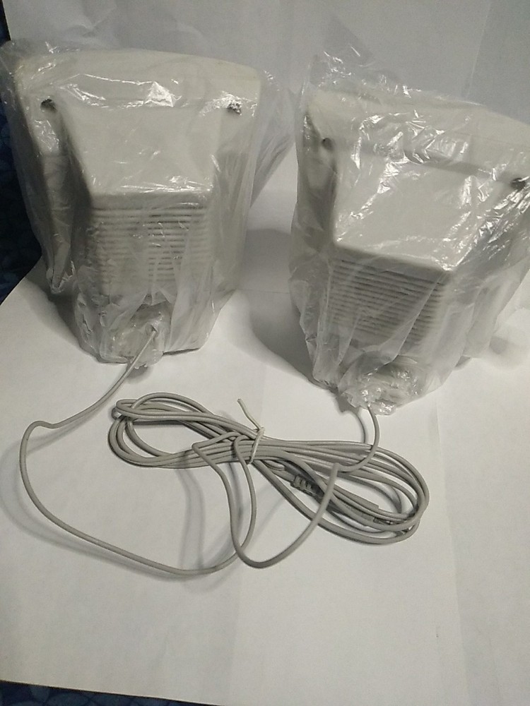 MULTIMEDIA SPEAKER SYSTEM SMC 1311 Magetically Shielded *NOS*