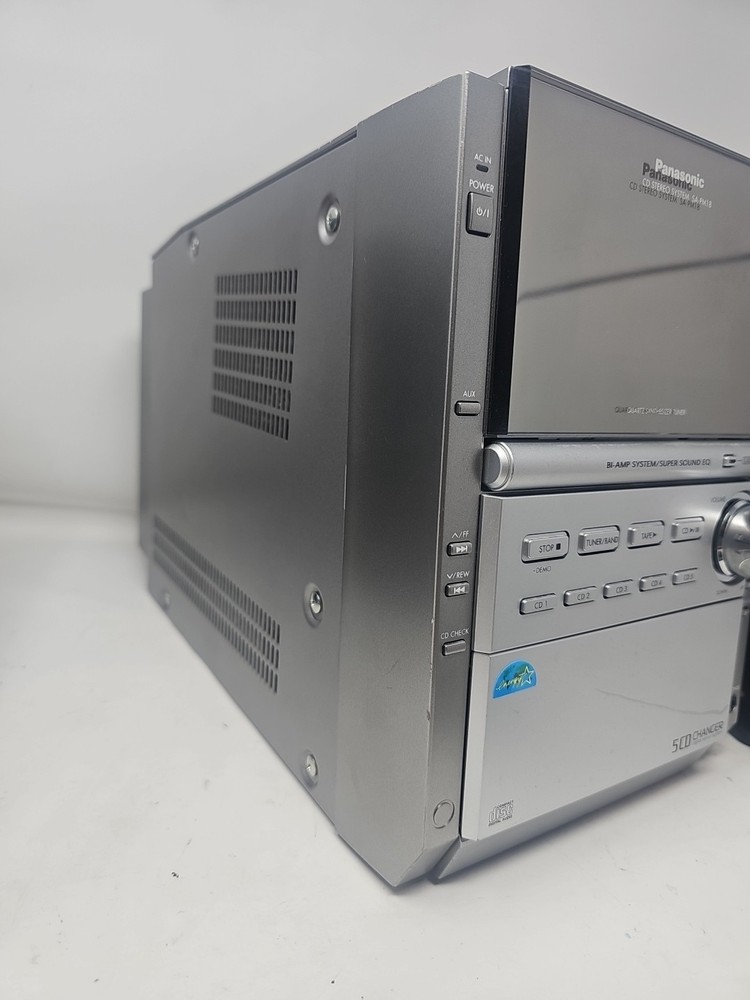Panasonic SA-PM18 Bookshelf Stereo System Cassette 5-Disc CD
