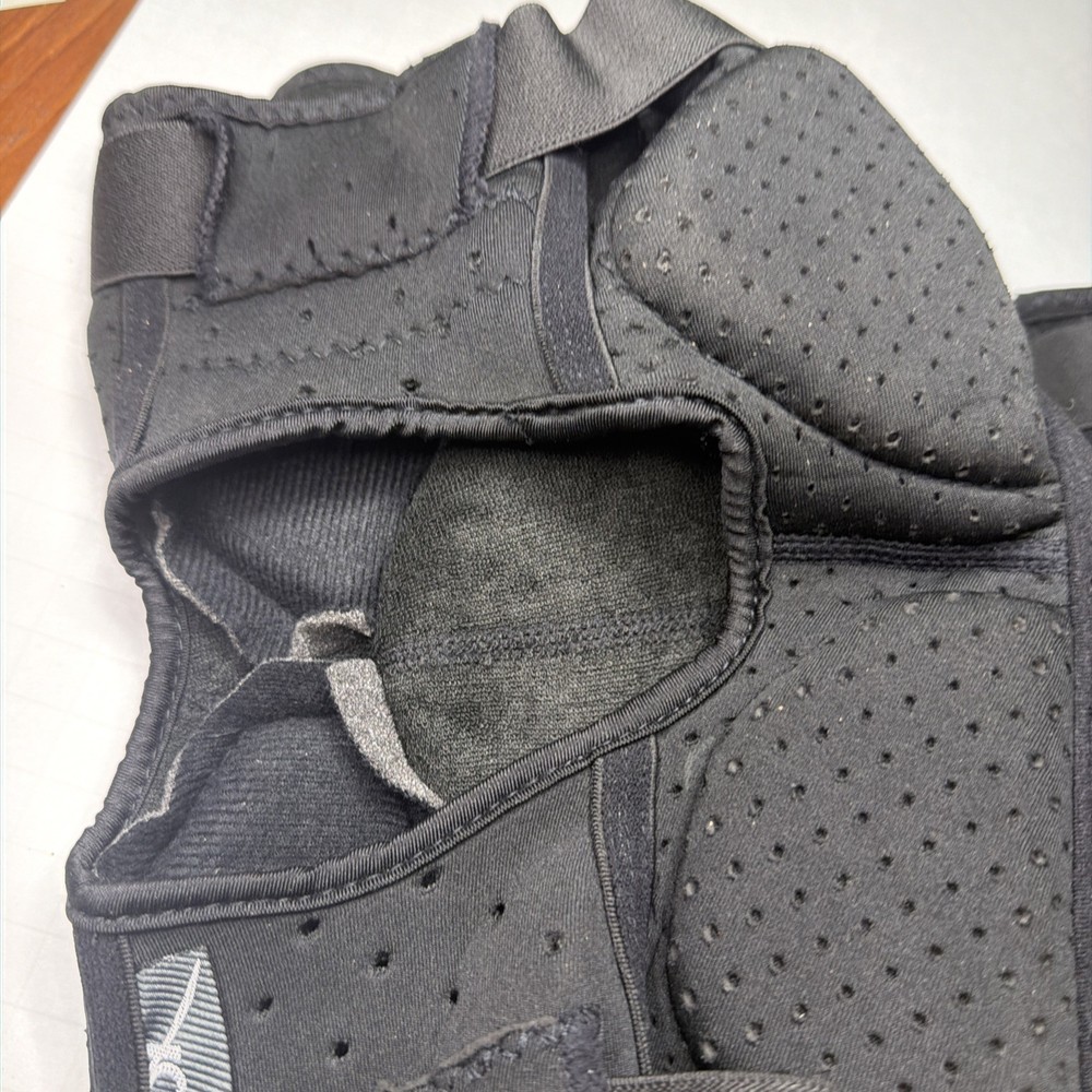 Fox Racing Launch Pro D3O MTB Knee Guards (Small/Medium) (CLEAN, GOOD CONDITION)
