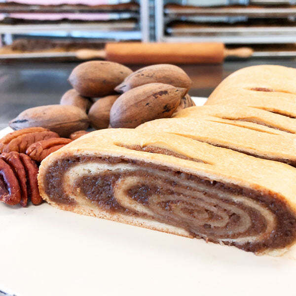 Pecan Kolachi Roll