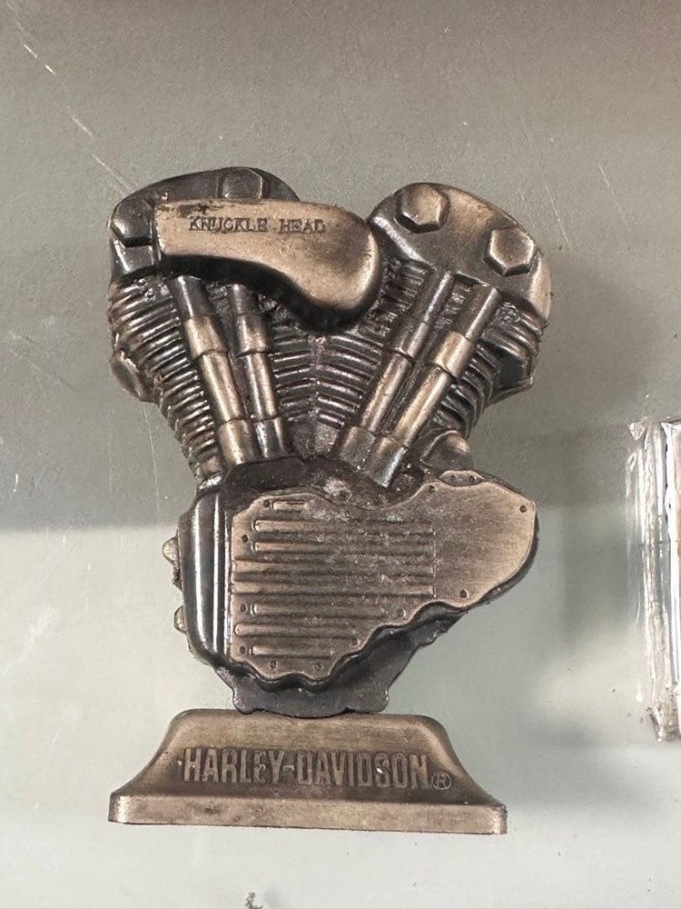 Harley Davidson 95th Anniversary Zippo with Engine Base New