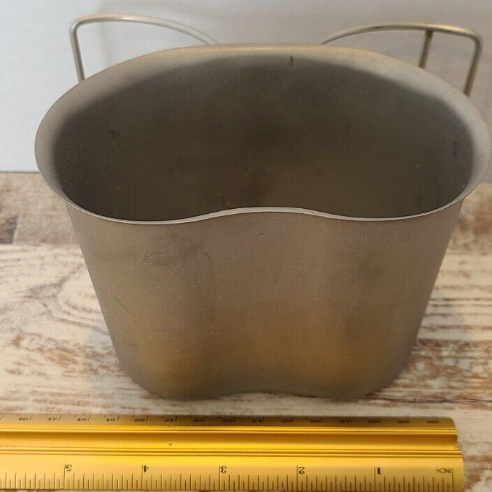 U.S. Military Canteen Cup with Wire Handle