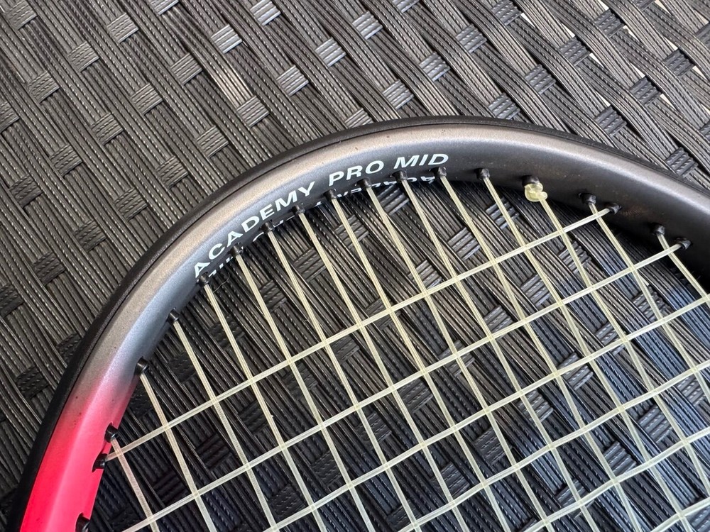 DONNAY ACADEMIES PRO MID - SL3 - SUPERMIDSIZE - STRINGED - EXCELLENT