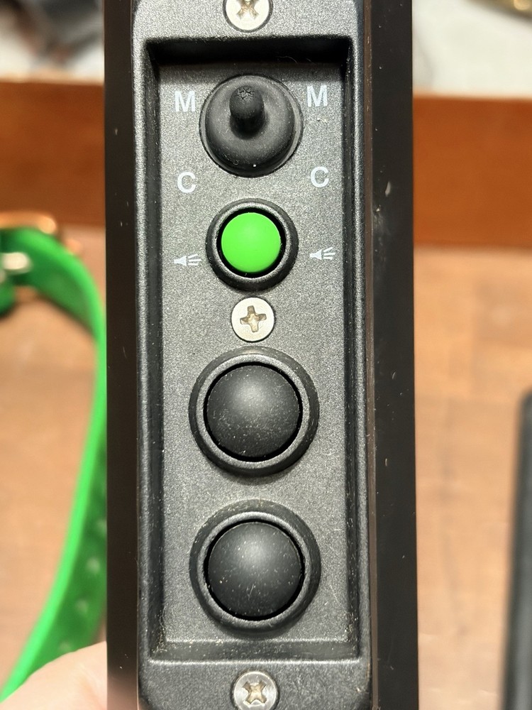 SportDOG Pro Hunter 2400 Remote Training System READ DESCRIPTION