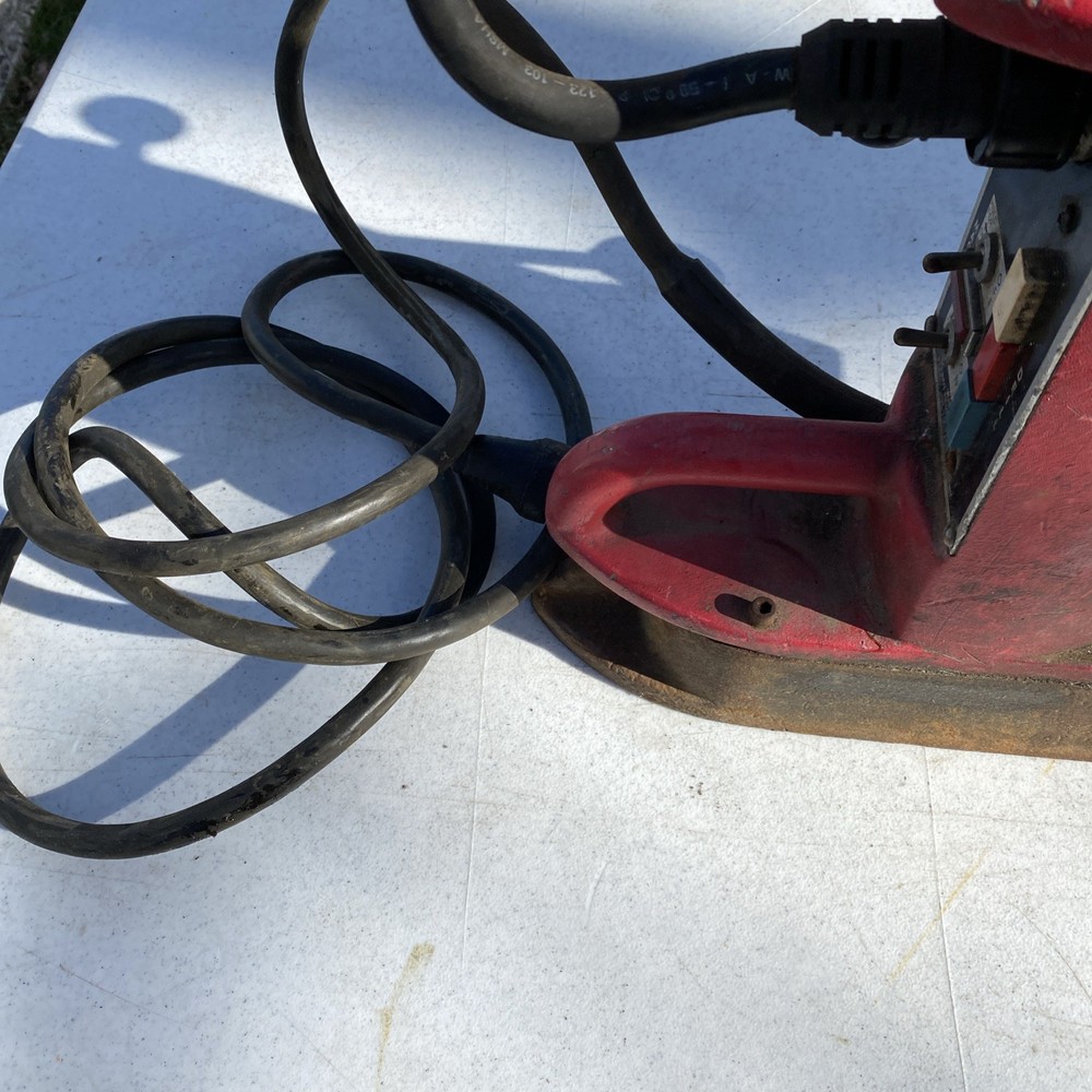 Milwaukee 4201 Magnetic Drill Press. Does Work Buying As Is