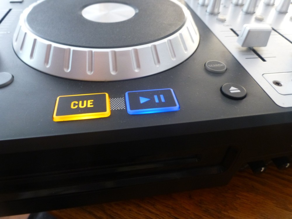 Numark Mixdeck Express Double Deck DJ Controller, USB, CD, MP3, Filter