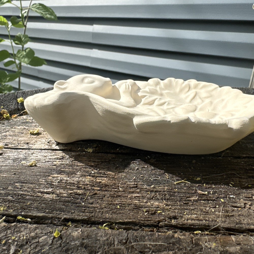 Vintage Squirrel Spoon Rest (bisque)