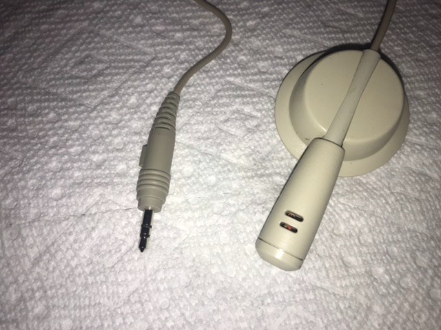 Vintage Compact Computer Microphone  W/ Stand 3.5mm plug tested / working