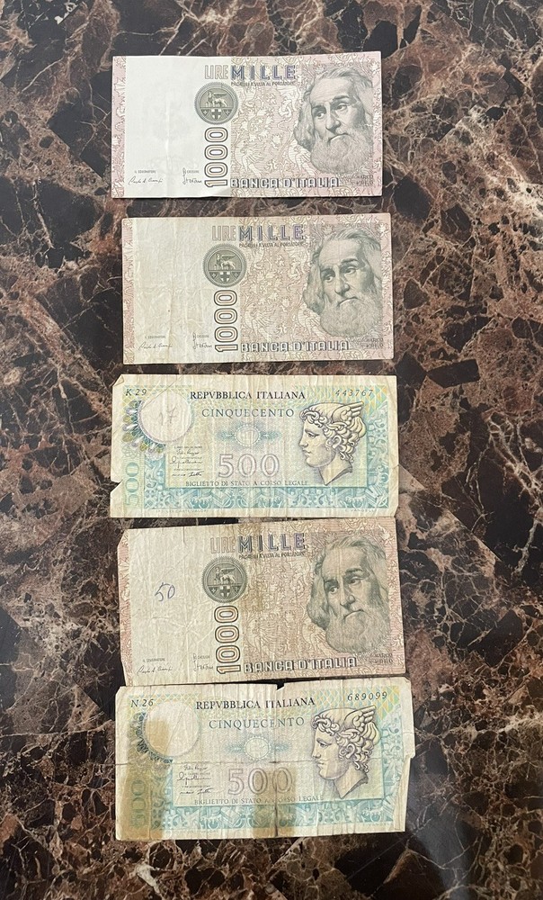 5 notes Italia  circulated