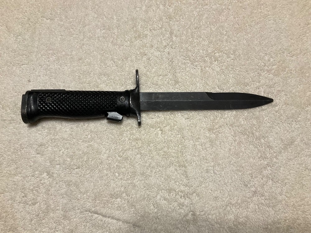 Military Bayonet, no marking,