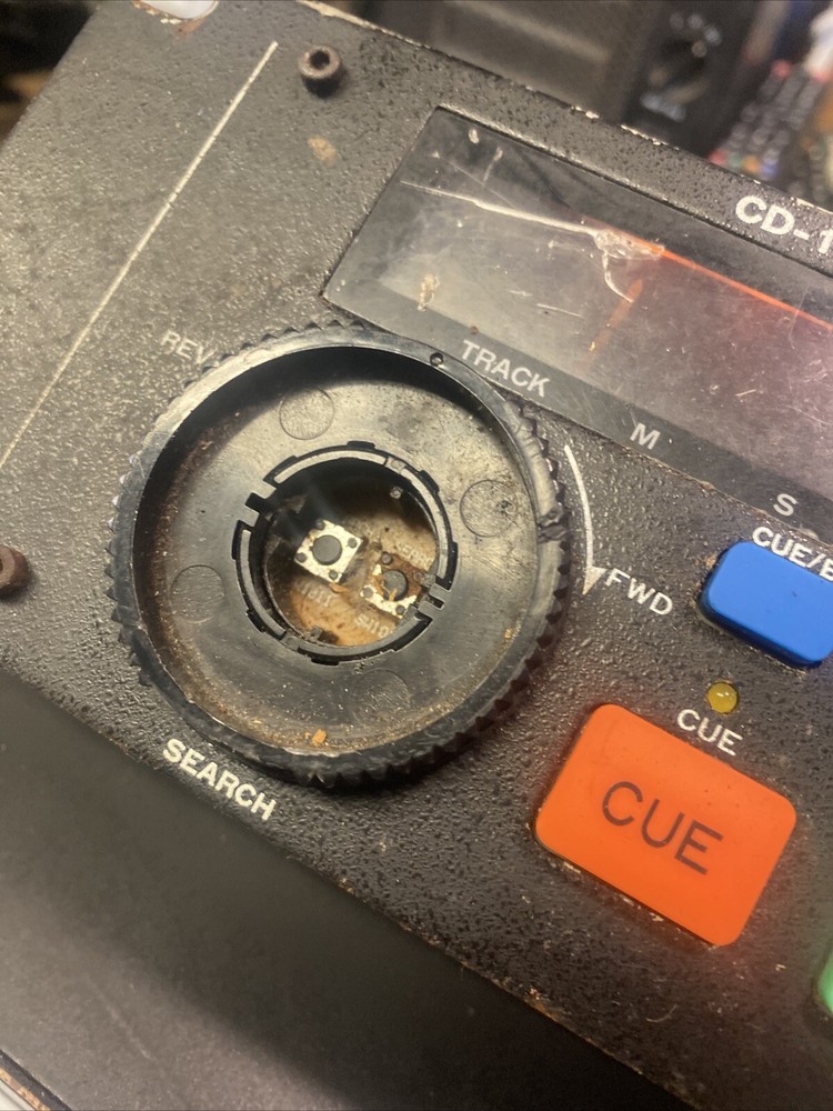 GEMINI Cd-9500 And Gemini Dual Cd PLAYER Comes On