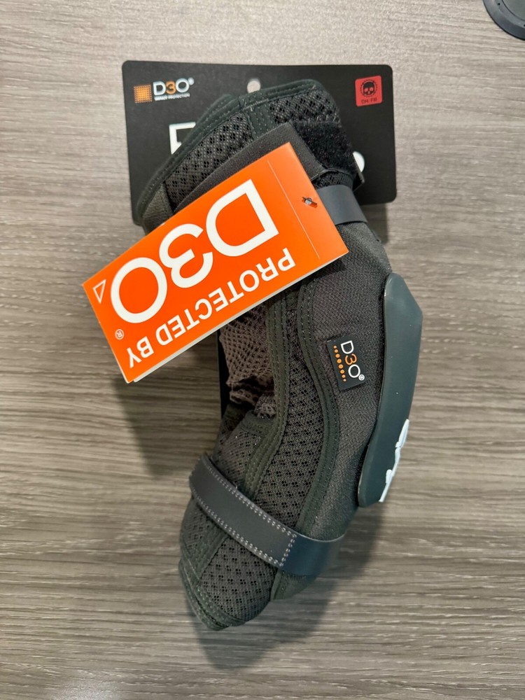 Fox Launch Pro D3O® Elbow Pads (all sizes)
