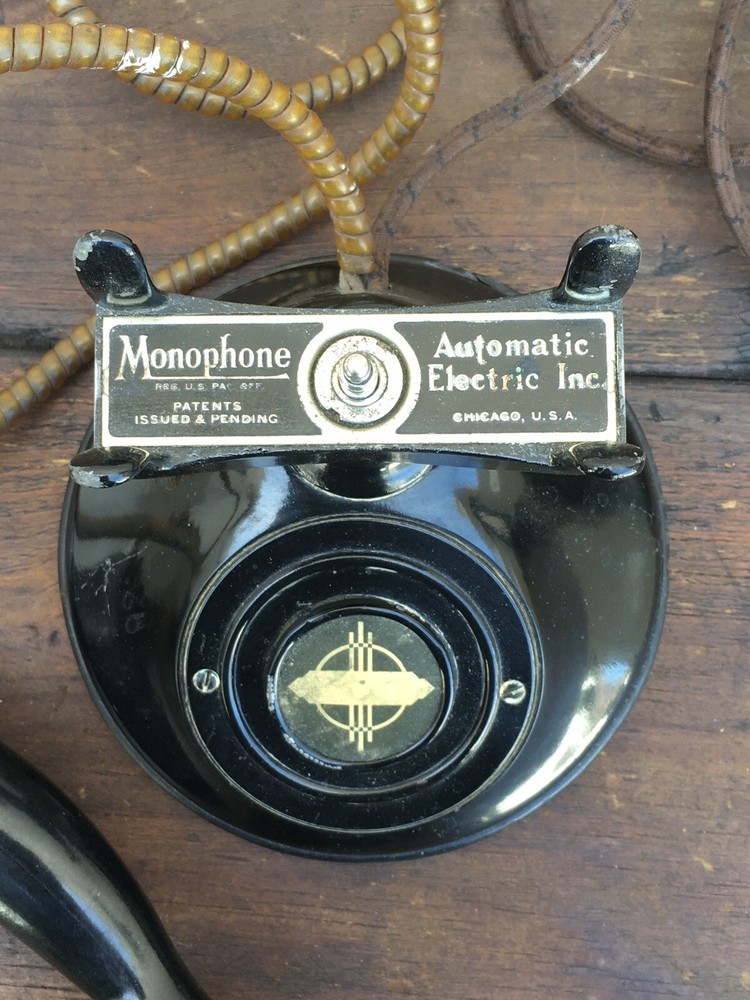 Monophone no dial Automatic Electric Company with working Ringer Box set.