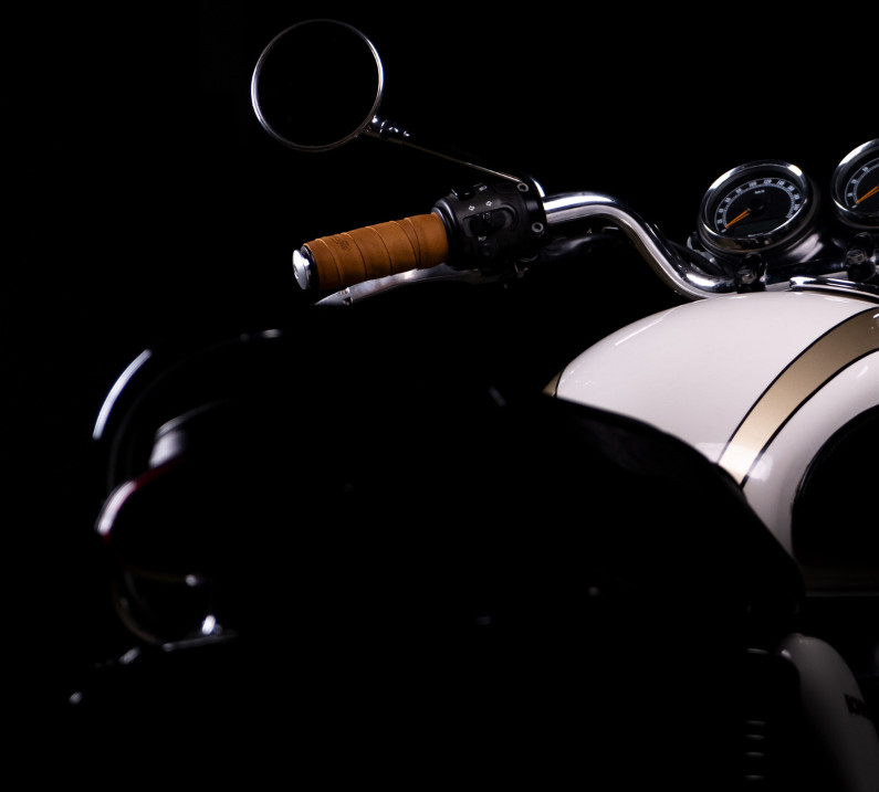 Fit For Royal Enfield Handlebar Grip Wraps for INTERCEPTOR 650 -