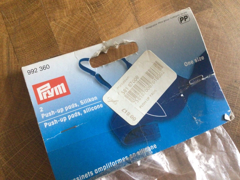PRYM PUSH UP PADS SILICON ONE SIZE 2 in pack