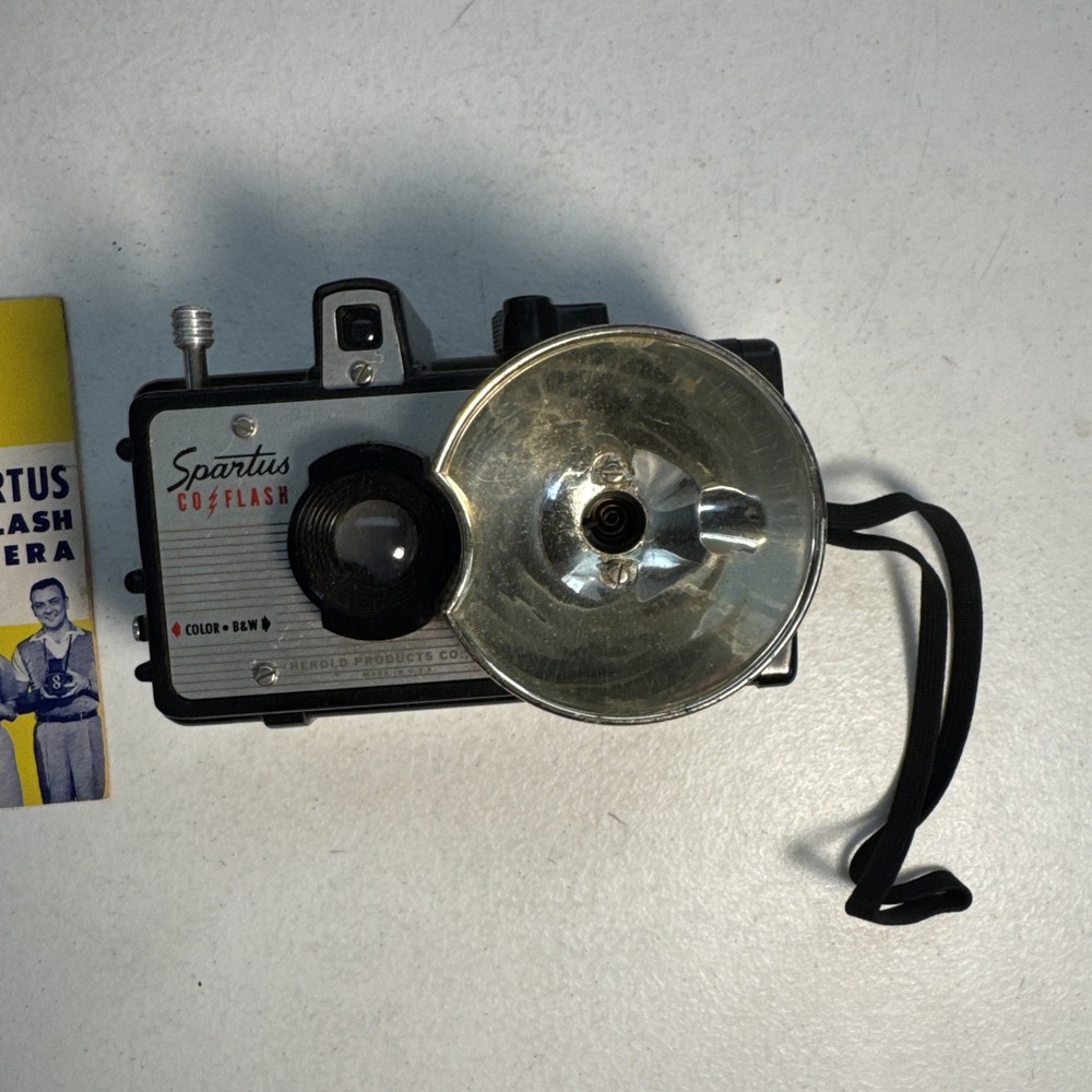 Vintage Spartus Co/Flash Camera With Original Box
