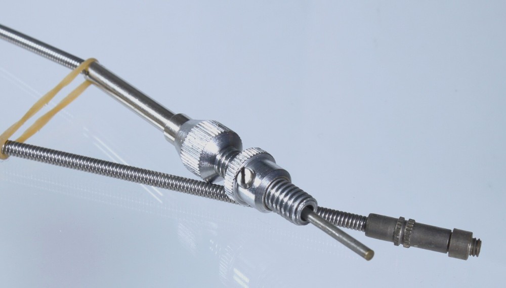 Shutter Cable for camera / grip connection - 16” flex-spring - unbranded