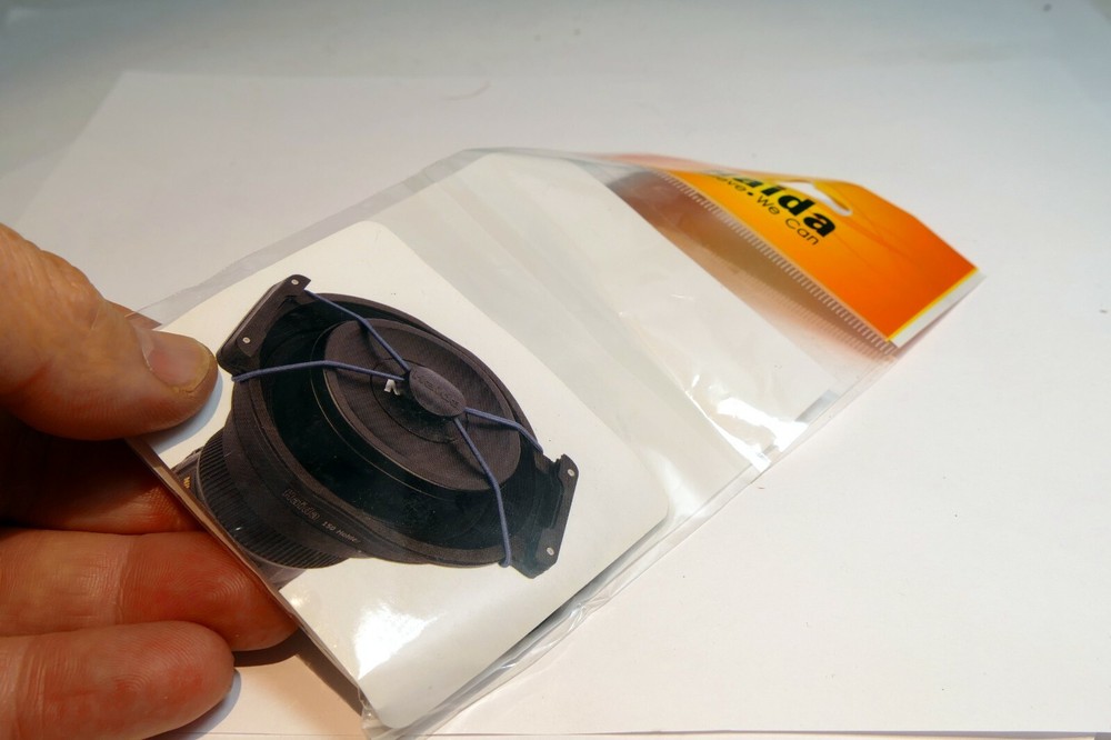 Front Cap Keeper holder snap on for Lens front rubber string