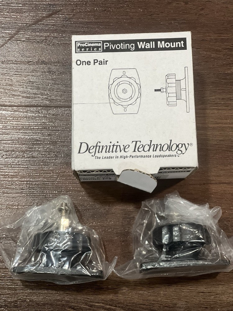 Definitive Technology Pivoting Wall Mount, Pro Cinema Series, black, Code E3A3