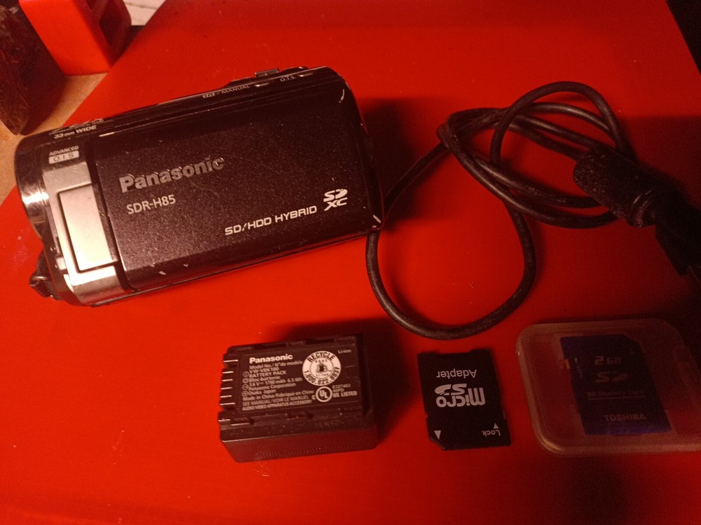 Panasonic SDR-H85 80GB HDD Mini Camcorder