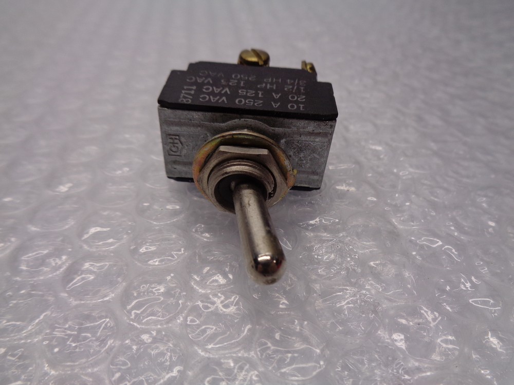 CUTLER HAMMER 8711 SWITCH NSNP