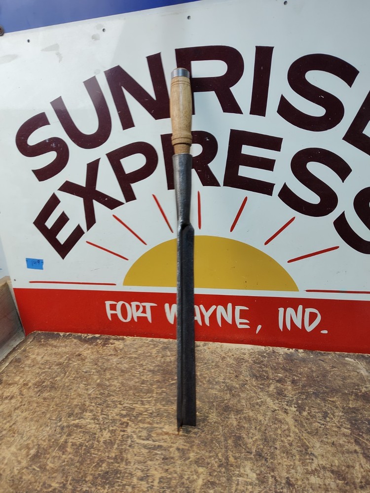 Early Unmarked 1" Socket Corner Chisel Timber Frame Shipwright Timberframe