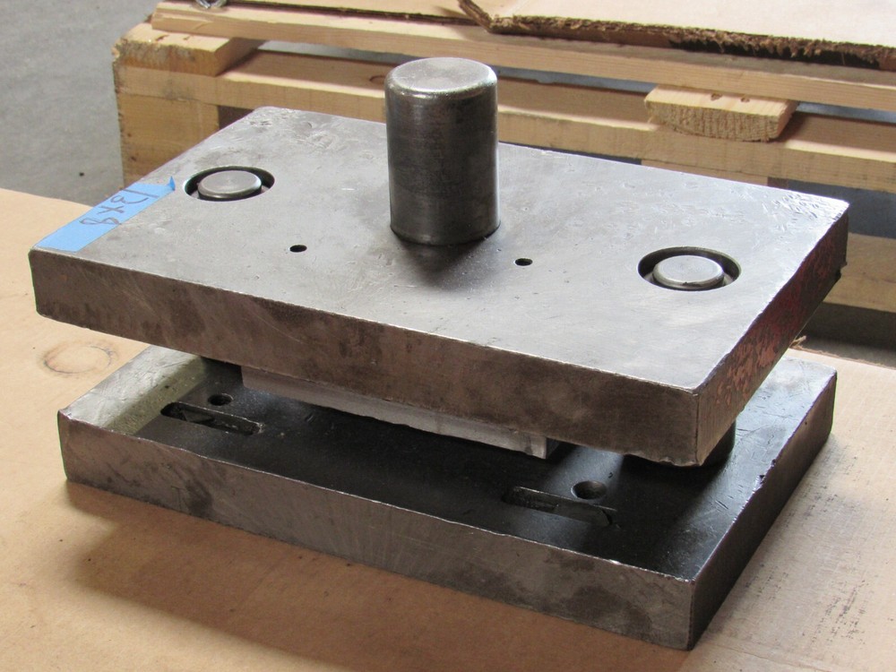PUNCH PRESS DIE SHOES SET 13"x8"