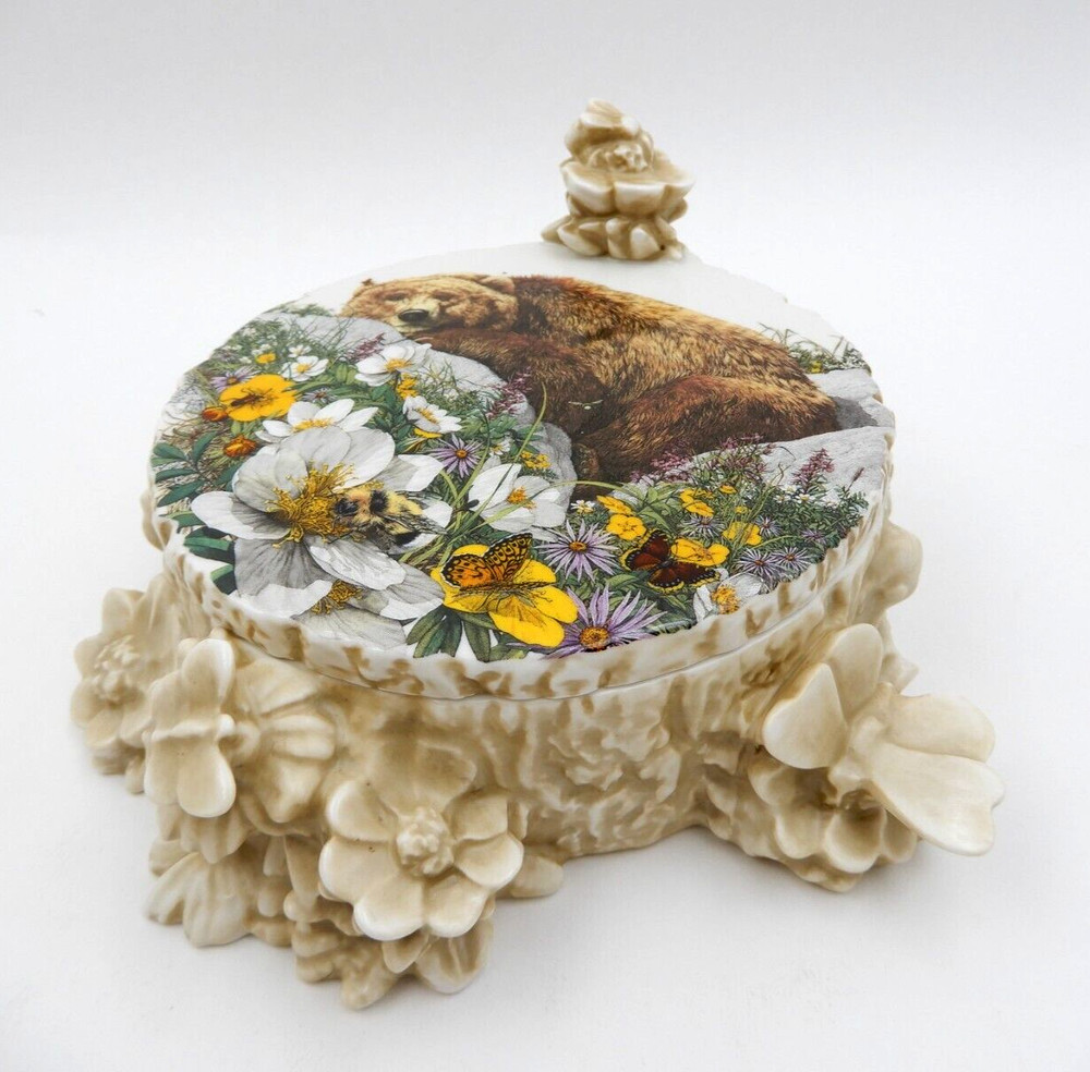 BEV DOOLITTLE "BUGGED BEAR" 2003 LIMITED EDITION PORCELAIN KEEPSAKE BOX WITH COA