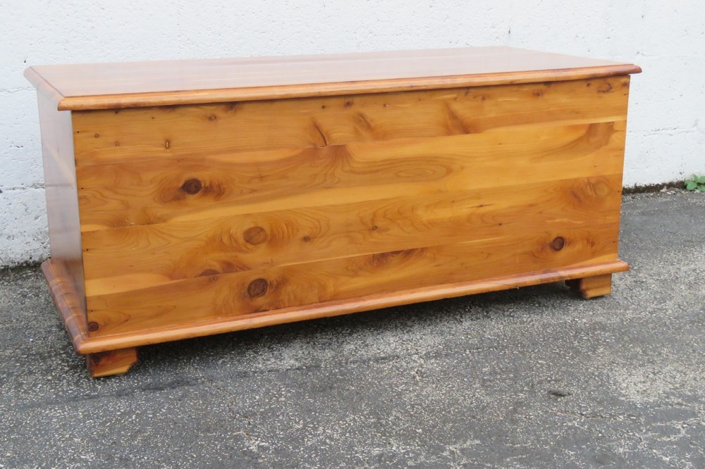 Solid Cedar Hope Chest Blanket Trunk Bench 6175