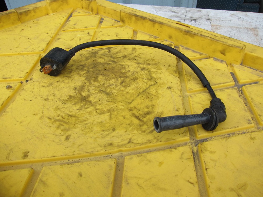 2001 Suzuki SV650 OEM ENGINE COIL