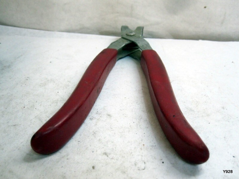 metal hole puncher 9"