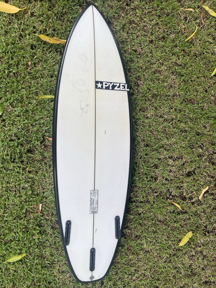Phantom Pyzel Surfboard Light Used Fixed Ding On Nose 5’9 28 Liters