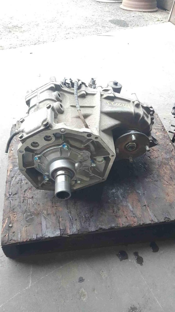 2005-2015 Toyota Tacoma Transfer Case Assembly OEM