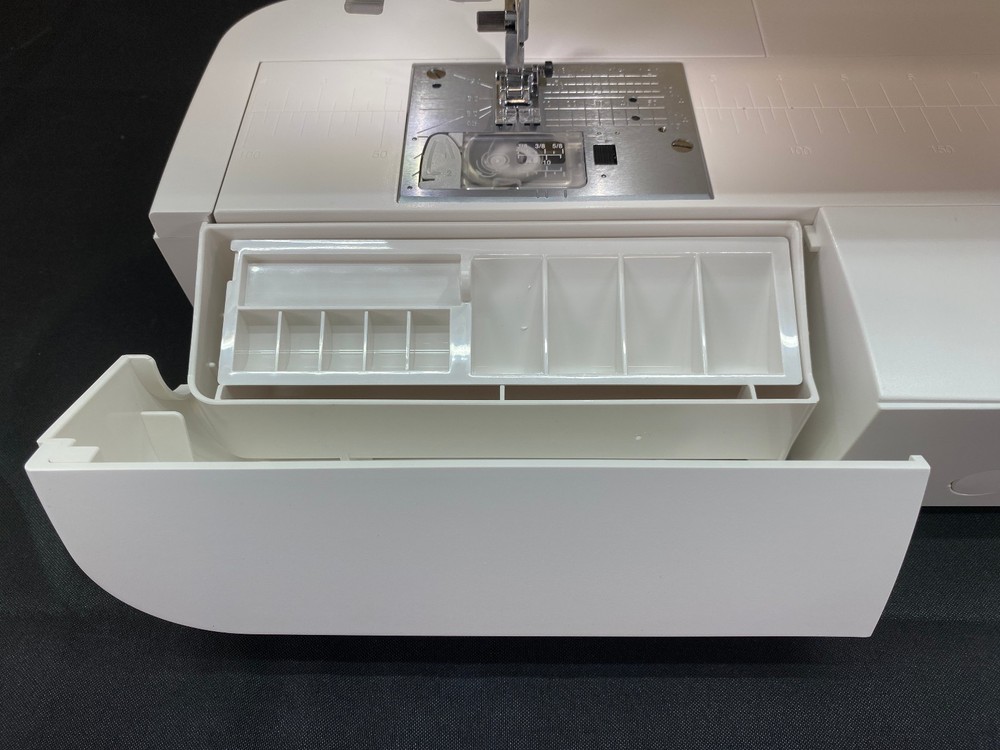 Janome Skyline S3 Anniversary Edition Computerized Sewing Machine - Pre-Owned ✅