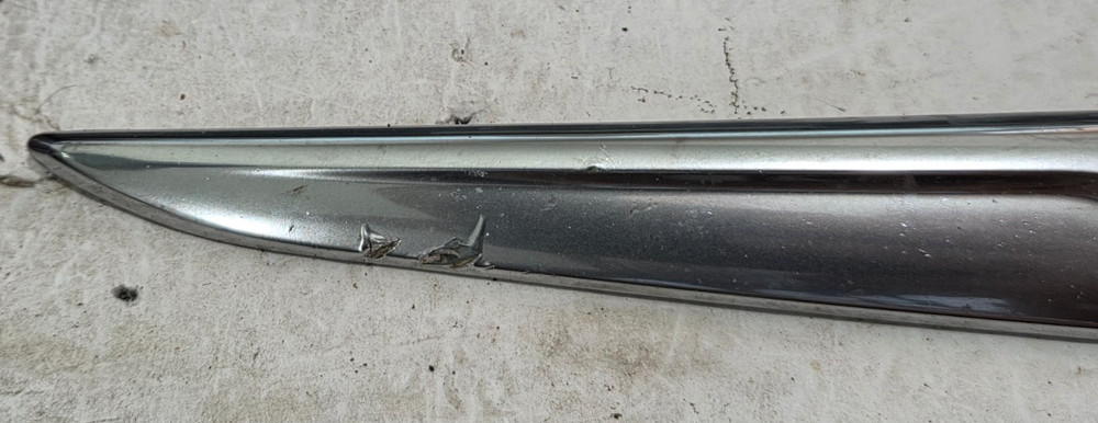 CHRYSLER 200 FRONT EMBLEM 19" 05182602 {X300}