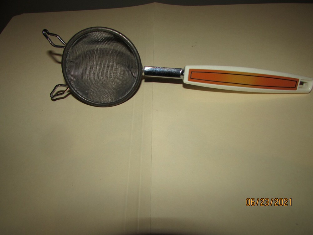 mcm kitchen sifter sieve plastic handle 10" x 2-3/4"