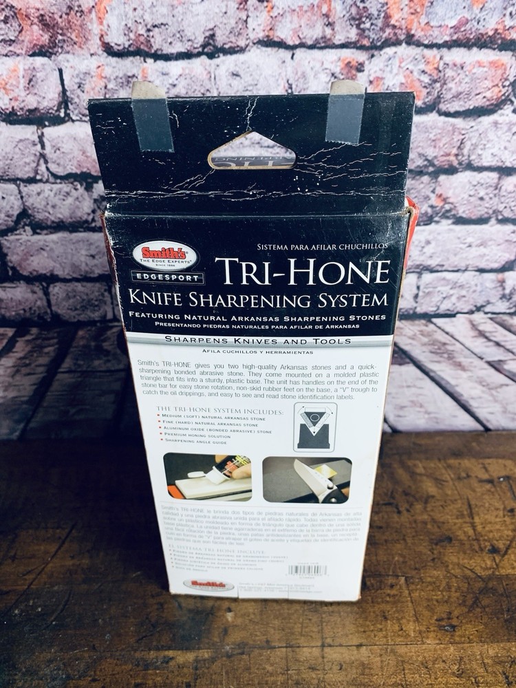 Smith's Vintage Tri-hone Three Stone Sharpening System New original box